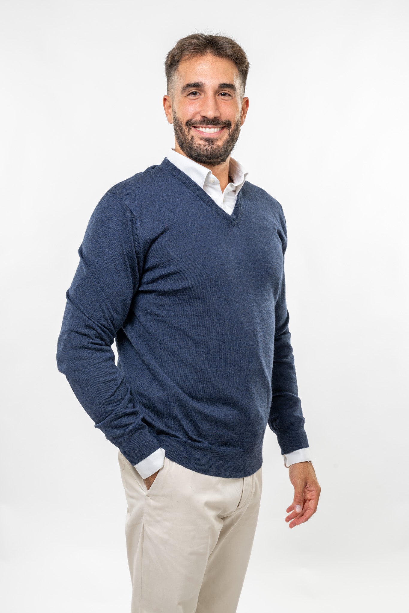 Scollo a V in Lana Merinos Blue Navy