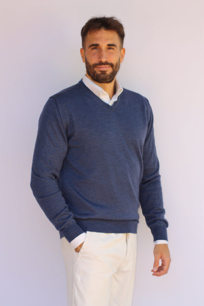Scollo a V in Lana Merinos Avio
